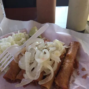 Tacos al vapor de surtido.