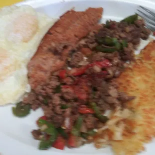 Picadillo, fried refried beans (sooo good) and the most delicious hashbrowns!!
