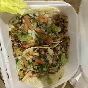 Dos Pollo tacos