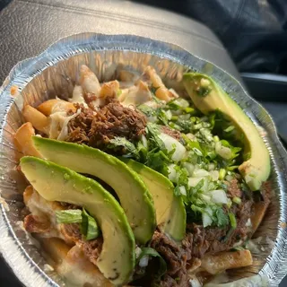 Birria con Papas Fritas