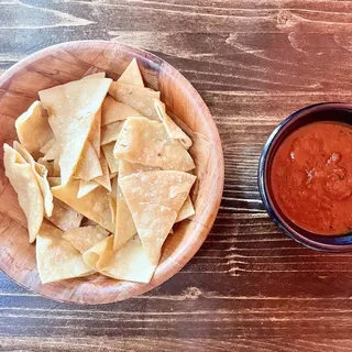 Chips & Salsa