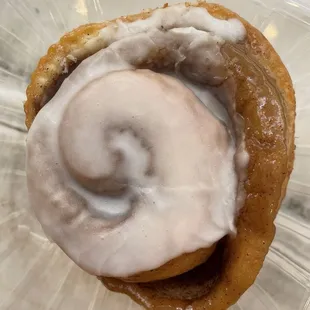 Cinnamon Roll (TikTok: @justandyvu)