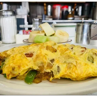 Veggie omelet x fruits.