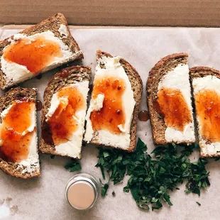 we make lots of seasonal jams - great on toast!