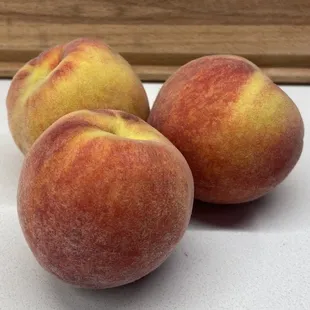 Yellow peaches