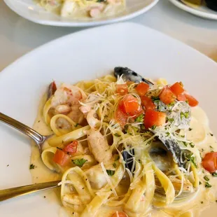 Seafood fettuccine Pasta