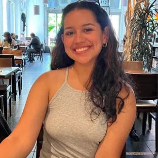 Isabella N.