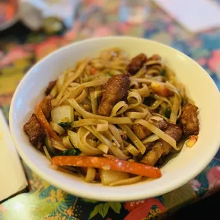 Drunken noodles with pork belly, medium spicy