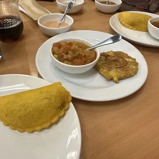 Empanadas de carne y pollo