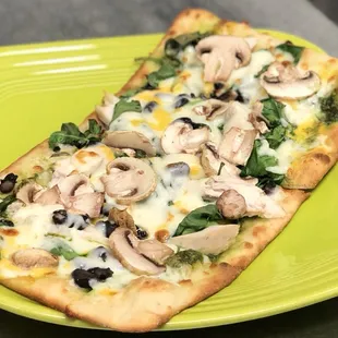 Chicken Pesto Flatbread