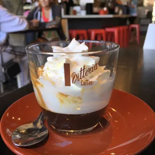 drink, dessert