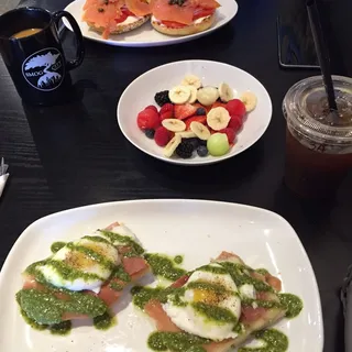 Salmon Bagel