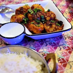 @eatingsfrom - momos