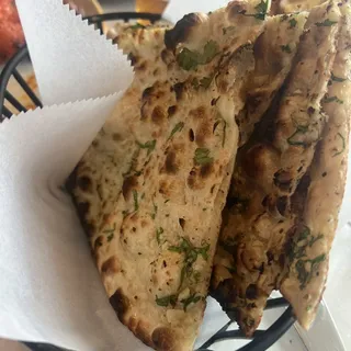 D15. Garlic Naan