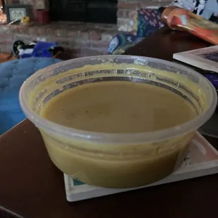 Weak and small portions of Mulligatawny soup...
