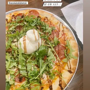 La Bomba Pizza Grande with fresh Burrata