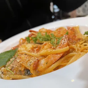 Linguine Pink Scampi