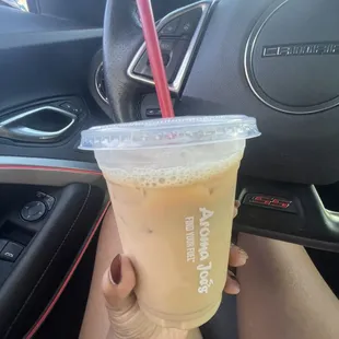 Sticky bunn iced latte - taste like burnt coffee beans and syrup :(