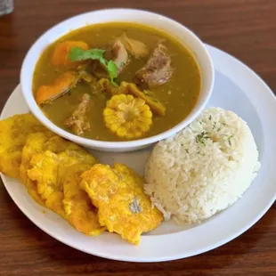 El mejor sancocho dominicano en Orlando!!