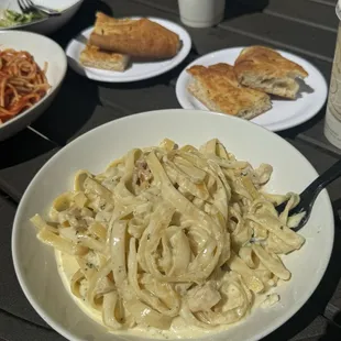 Fettuccine Alfredo
