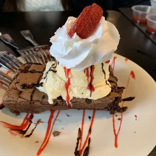 Ali's Ice Cream Sundae