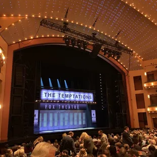 Set for &quot;Ain&apos;t Too Proud&quot;