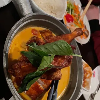 Rambutan Duck Curry