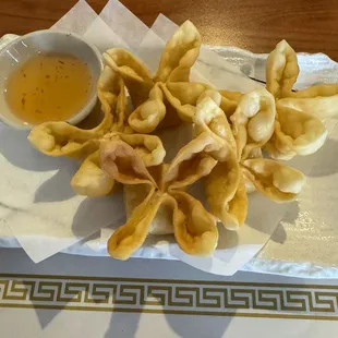 Crab rangoons