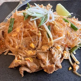 Pad Thai with beef
