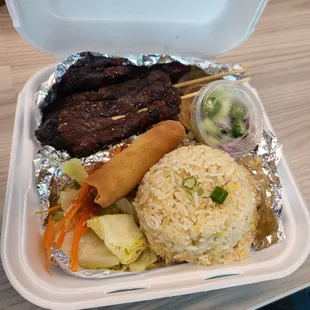 Beef Sa-tay lunch combo.