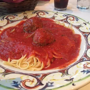 Linguine &amp; meatballs steaming hot!