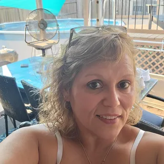 Lisa R.