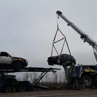 Arrow Towing | Omaha, Nebraska | Heavy Duty Towing | Heavy Hauling | Emergency Roadside Assistance | 402-553-1700