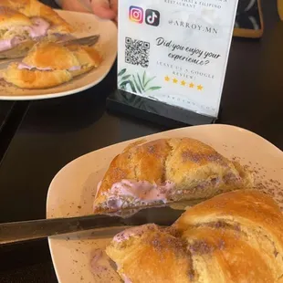 Ube croissant
