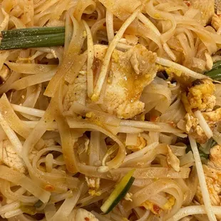 ramen and noodles, noodle dish, noodle soup, food, ramen, noodles