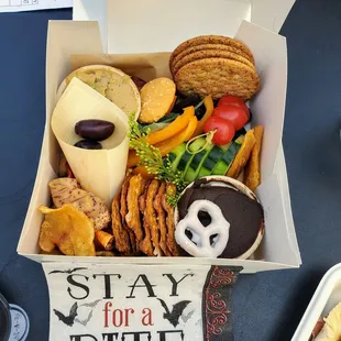 Hummus &amp; Crudites box!!