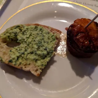 Scallops Wrapped with Pancetta