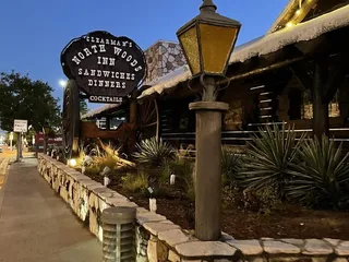 Clearman's North Woods Inn - San Gabriel