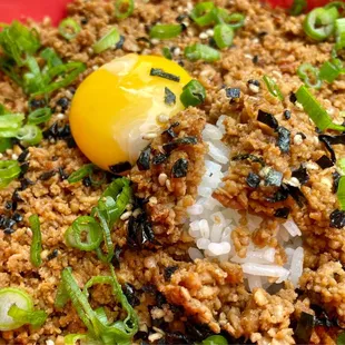 Ready to incorporate that yolk into lightly smoked chopped chicken rice bowl