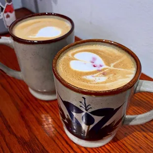 Vanilla latte (left) and blueberry latte (right)  IG: @fooddeclassified