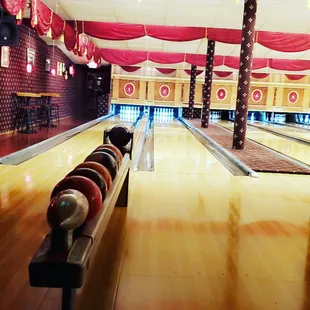 Bowling lane