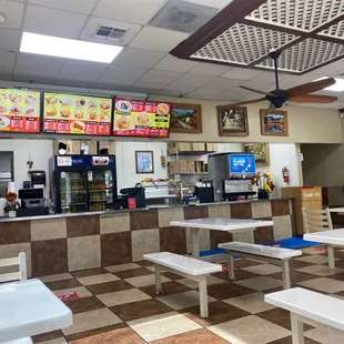 the inside of a fast food restaurant