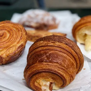 Ham and cheese croissant