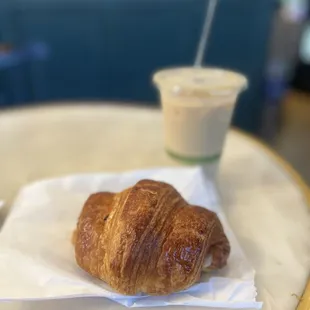 Ham and cheese croissant