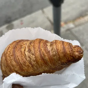 Regular croissant