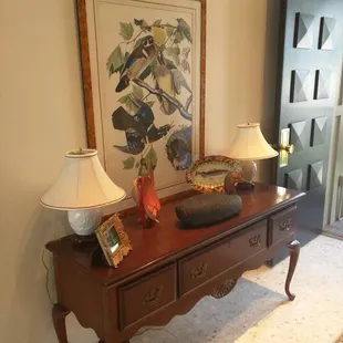 Framing by Art and Objects