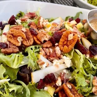 Strawberry walnut salad