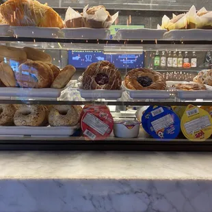 AM pastry and cereals