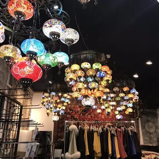 Can't you see this photo in a club, cigar lounge or backstage at a great after party?