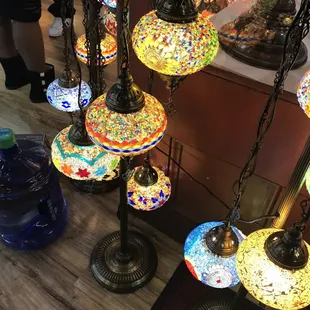 Great eye candy entryway lamps for a boutique or hotel lobby.